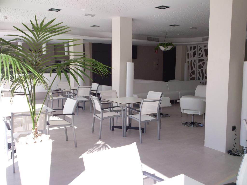 Hotel Rh Vinaros Aura Luaran gambar